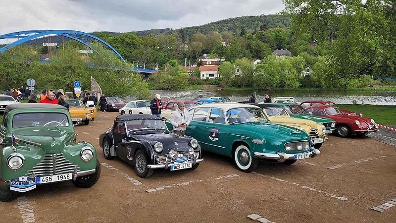 Mokro, zima a náročné silnice. Takový byl letošní ročník setinové rally 7 Castles Trial