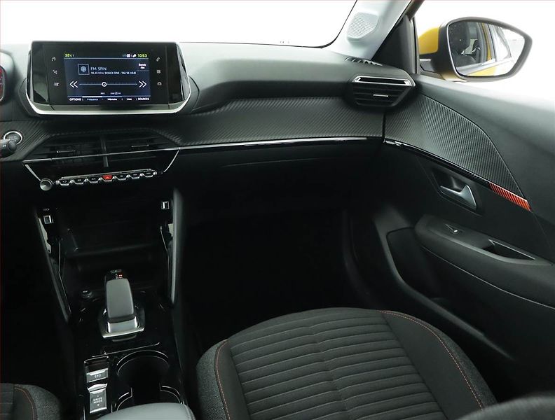 Peugeot 208 (2021) 50 kWh, SoH 89%, Automat - fotka 8 z 19