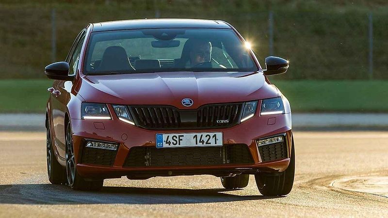 Škoda Octavia RS 245.
