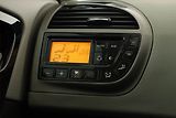 Citroën C4 Picasso (2013) 1.6 HDi, Tempomat - náhled 12