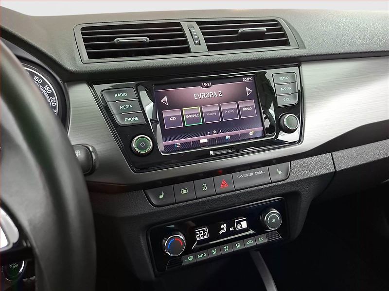 Škoda Fabia (2019) Style 1.0 TSI, Tempomat - fotka 12 z 17