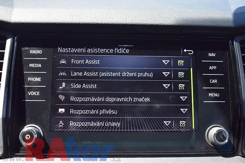Škoda Kodiaq (2021) Sportline 2,0 TDI 4x4 - fotka 35 z 47