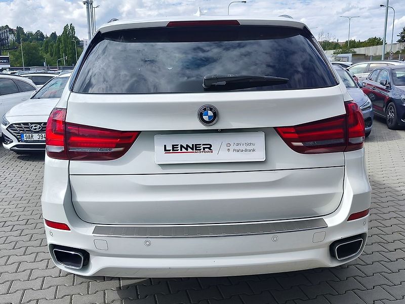 BMW X5 3.0/230kW xDrive40d - fotka 6 z 40