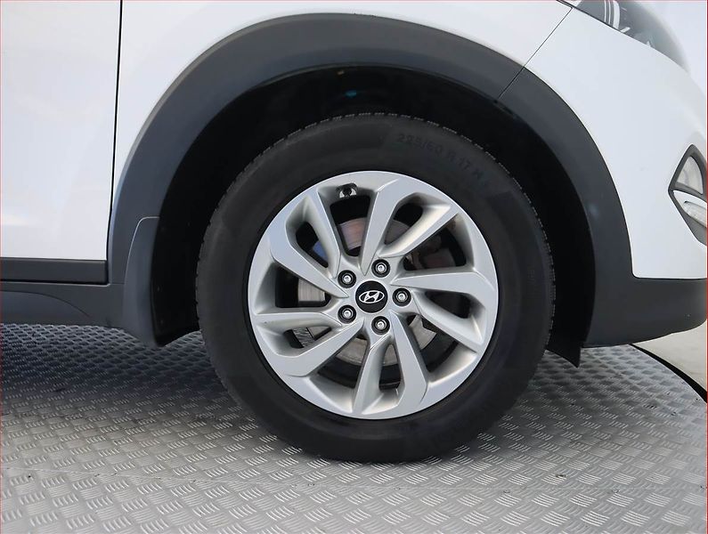 Hyundai Tucson (2016) 1.7 CRDi, Automat, Serv.kniha - fotka 15 z 17