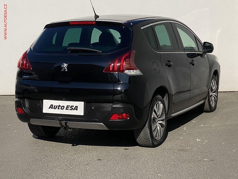 Peugeot 3008 (2016) 1.6 HDi, Allure, AT, panor - fotka 4 z 18