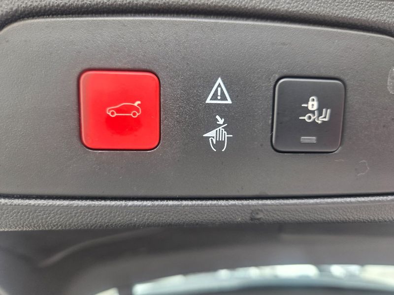 Opel Grandland X (2018) 2.0 CDTI Automat,Navi - fotka 17 z 22