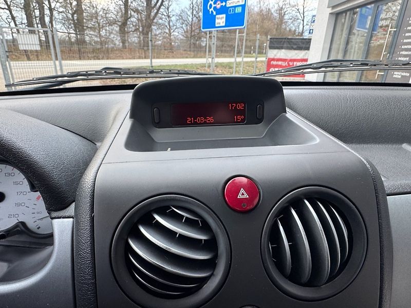 Citroën Berlingo (2008) 1.4 Klima - fotka 17 z 30