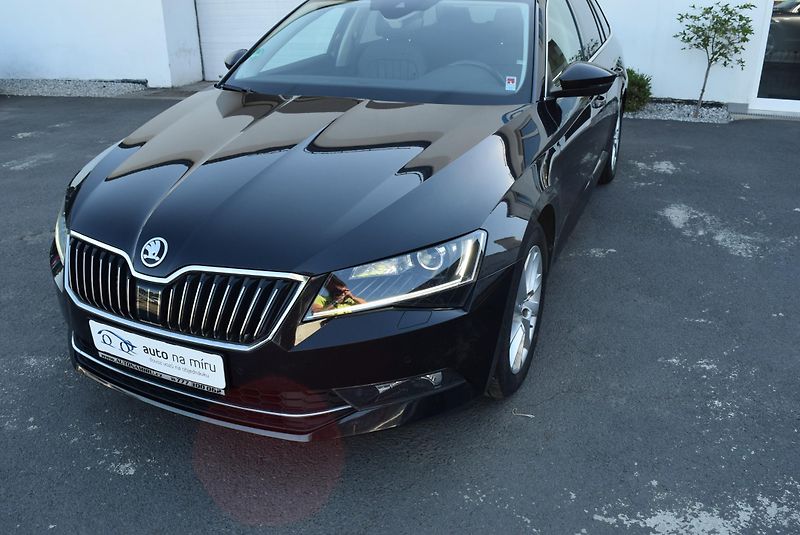 Škoda Superb (2019) 1.5TSI 110kw DSG STYLE PLUS  - fotka 2 z 43
