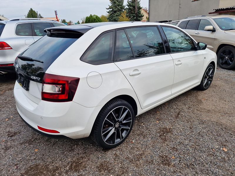 Škoda Rapid 1,2TSI 77KW STYLE+ PANORAMA - fotka 4 z 19