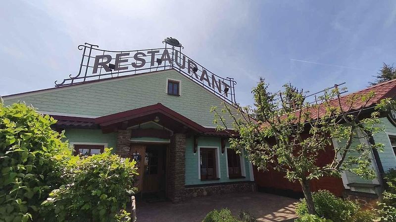 V Restauraci Motogrill u Humpolce jsme si dali poctivou dršťkovou a knedlo, zelo, vepřo.