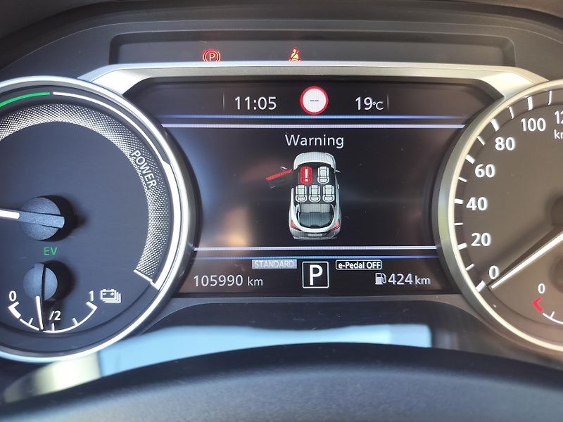 Nissan Juke 1.6 Hybrid - fotka 14 z 29