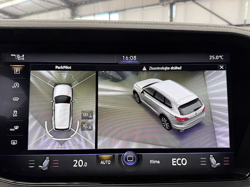 Volkswagen Touareg 3.0TDI 210KW 4MOTION R-LINE, V - fotka 17 z 35