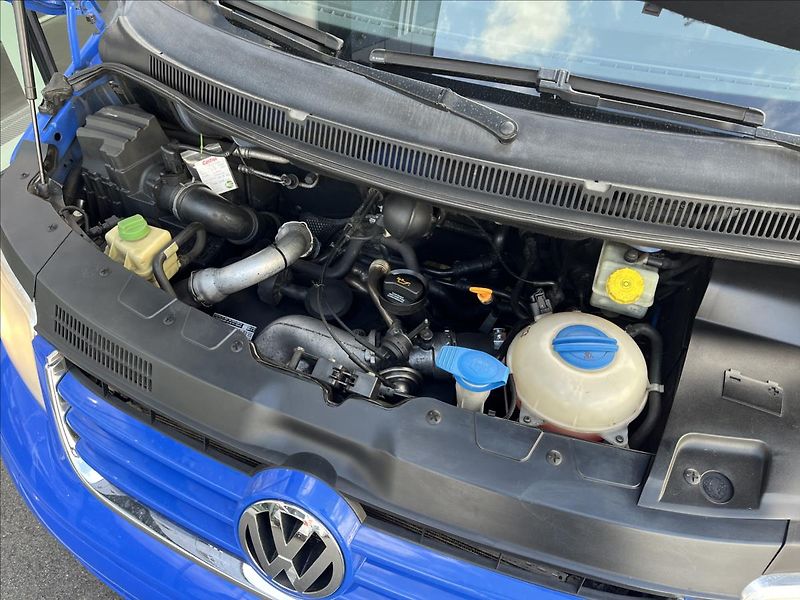 Volkswagen Caravelle 2,5 TDI - fotka 28 z 29