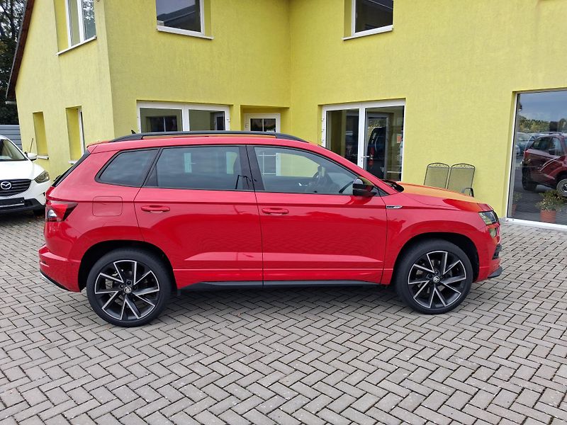 Škoda Karoq (2020) 2,0TDi DSG 4x4 SPORTLINE NAVI - fotka 8 z 48