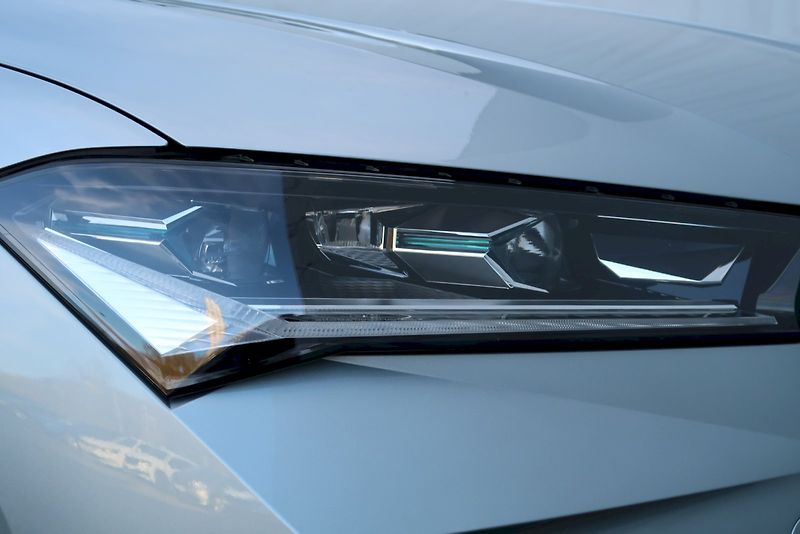 Škoda Superb (2025) Combi SportLine  2,0 TSi/150 k - fotka 31 z 33