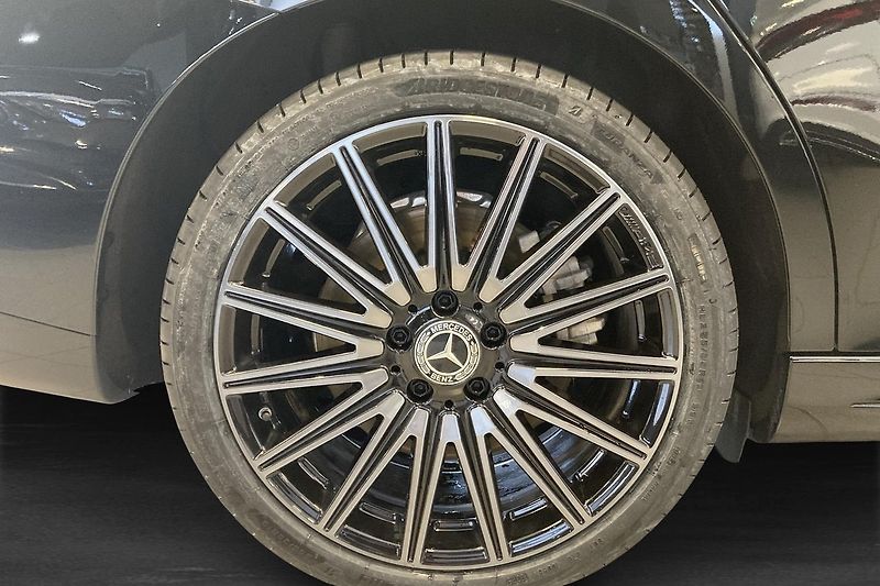 Mercedes-Benz CLA 250+ AMG Premium+ HuD Burm 360 - fotka 5 z 22