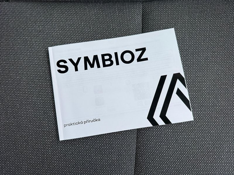 Renault Symbioz 1,3 TCe 104 kW Techno - fotka 24 z 24