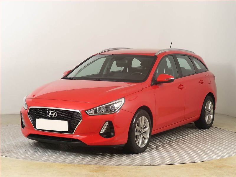 Hyundai i30 (2018) 1.0 T-GDI, Serv.kniha - fotka 2 z 17