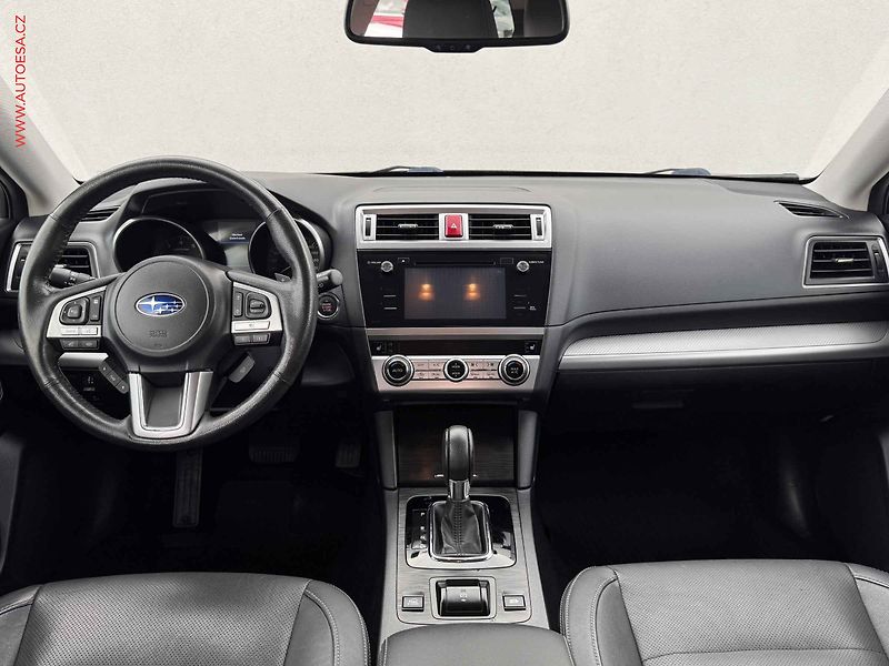 Subaru Outback (2017) 2.5i 4x4, 2.maj,ČR, AT, kůže - fotka 8 z 17
