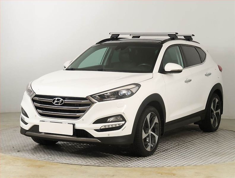 Hyundai Tucson (2016) 2.0 CRDi, 4X4, Automat - fotka 2 z 27