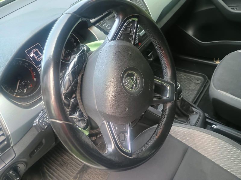 Škoda Fabia (2016) Škoda Fabia 3 combi  1.4 - fotka 7 z 8