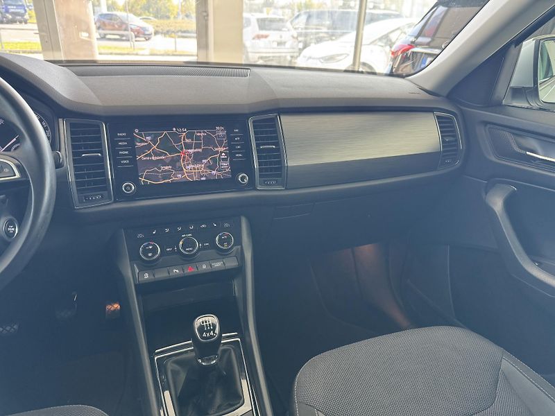 Škoda Kodiaq (2017) 1,4TSi 4X4 TAŽNÉ LED NAVIGACE - fotka 12 z 26