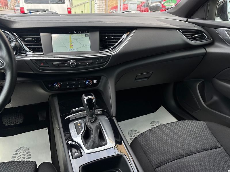 Opel Insignia 1.5CDTi/2021/ULTIM-AT9/ZÁRUKA2 - fotka 21 z 52