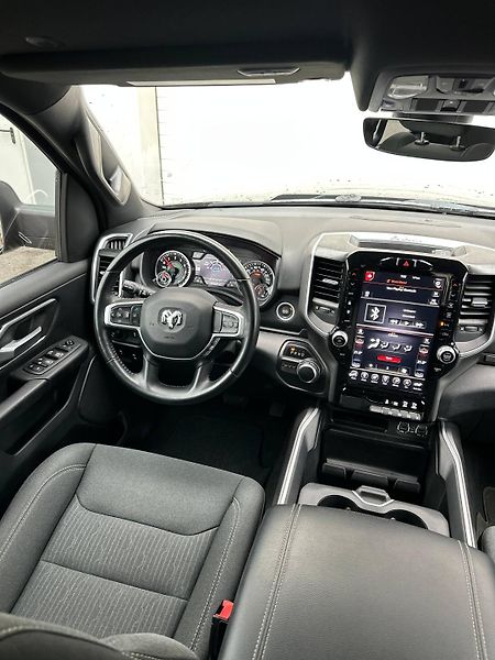 Dodge RAM (2021) 5.7 V8 HEMI LONG STAR ETORQUE - fotka 15 z 27