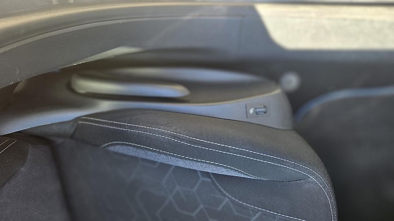 Peugeot 2008 - fotka 17 z 21