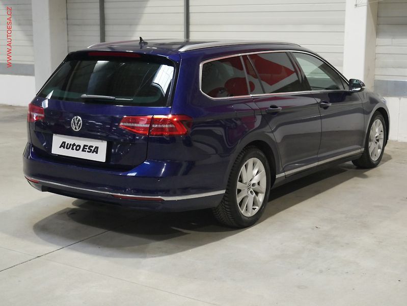 Volkswagen Passat (2019) 2.0 TDi, DSG, navi, LED - fotka 4 z 21