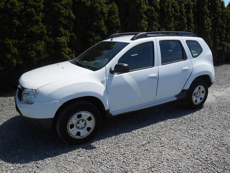 Dacia Duster 1.5DCi, KLIMA, Tažné!! - fotka 27 z 32