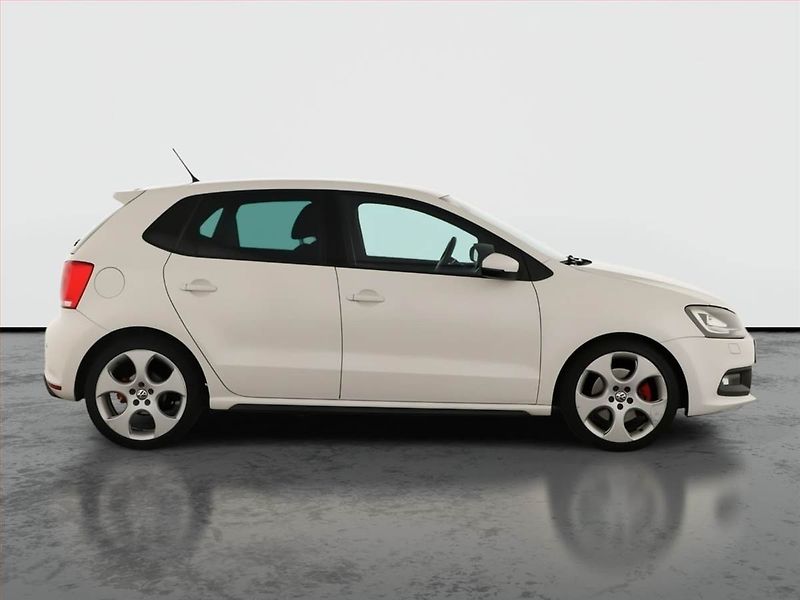 Volkswagen Polo (2011) 1.4 GTI, Automat, Tempomat - fotka 6 z 15