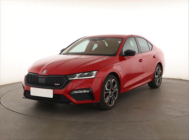 Škoda Octavia (2021) RS 1.4 TSI iV - fotka 2 z 20