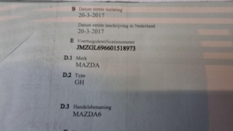 Mazda 6 2.0 benzin Facelit 1. majitel - fotka 40 z 41