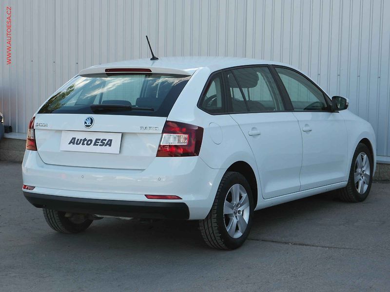 Škoda Rapid (2017) 1.4 TDi, ČR, Ambition - fotka 4 z 16