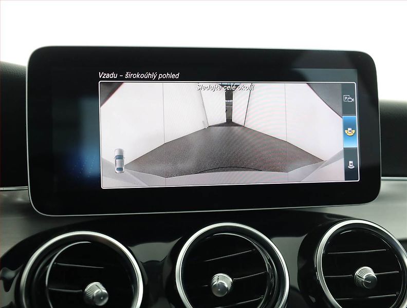 Mercedes-Benz Třídy C (2018) Avantgarde C 220 d 4MATIC - fotka 15 z 20