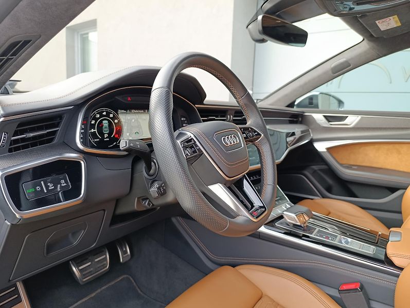 Audi RS 7 4.0TFSI AUDI EXCLUSIVE DPH - fotka 18 z 53