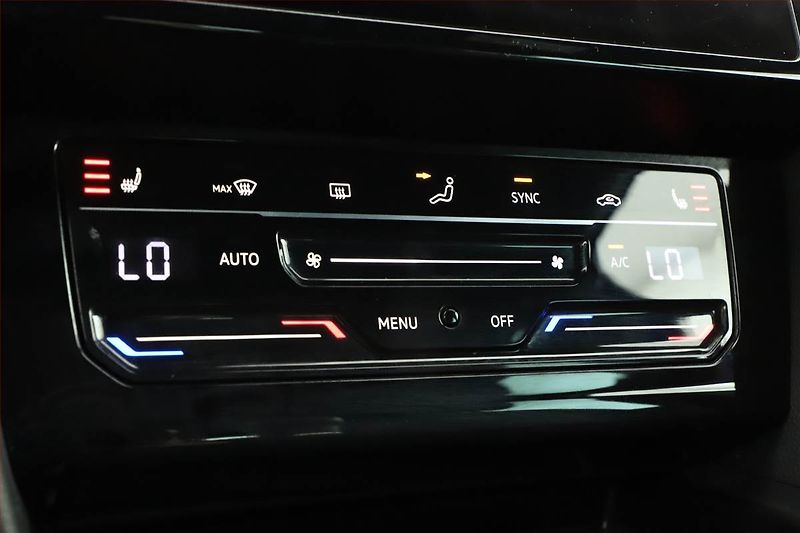 Volkswagen Passat (2022) 2.0 TDI - fotka 18 z 27