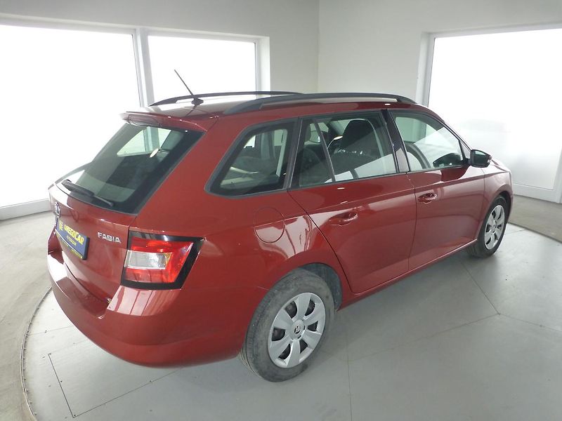 Škoda Fabia (2017) 1,2TSI-66KW**KLIMATIZACE - fotka 6 z 23