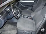 Škoda Octavia (2014) 1.6 TDi, ČR, Elegance, STK2 - náhled 9