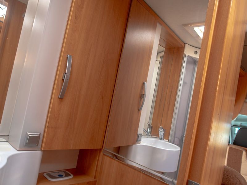 Hymer (2009) 2.3JTD 96KW - fotka 59 z 78
