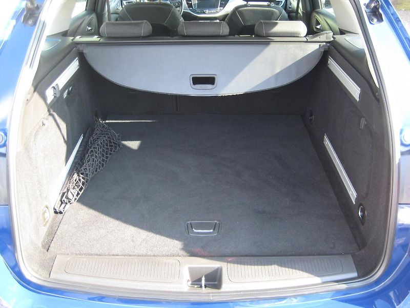 Opel Astra 1.6 CDTi Enjoy ALU-DPH-ČR !!! - fotka 7 z 28