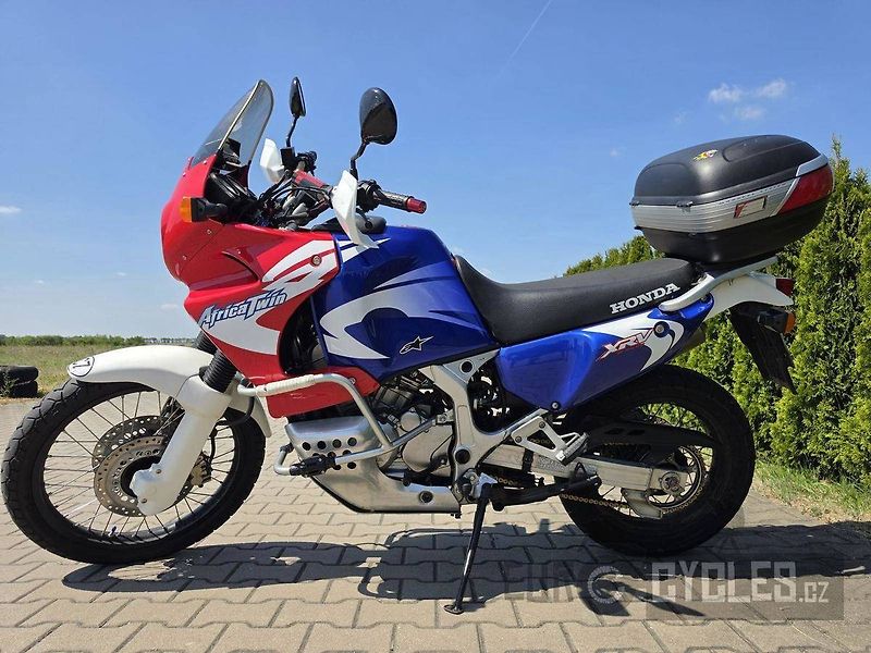 Honda XRV 750 Africa Twin (2001) - fotka 13 z 18