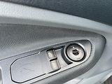 Ford C-MAX 1.6i 16v KLIMA KOUPENO V ČR - náhled 12