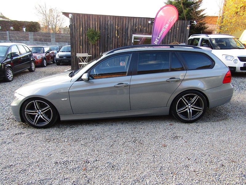 BMW Řada 3 (2008) 2.0D 130kW  2 SADY KOL - fotka 3 z 43