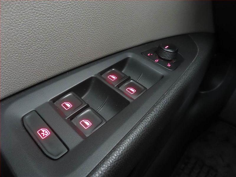 Seat Leon (2013) 1.2 TSI - fotka 14 z 14