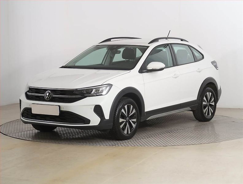 Volkswagen Taigo (2022) Life 1.0 TSI, Serv.kniha - fotka 2 z 17