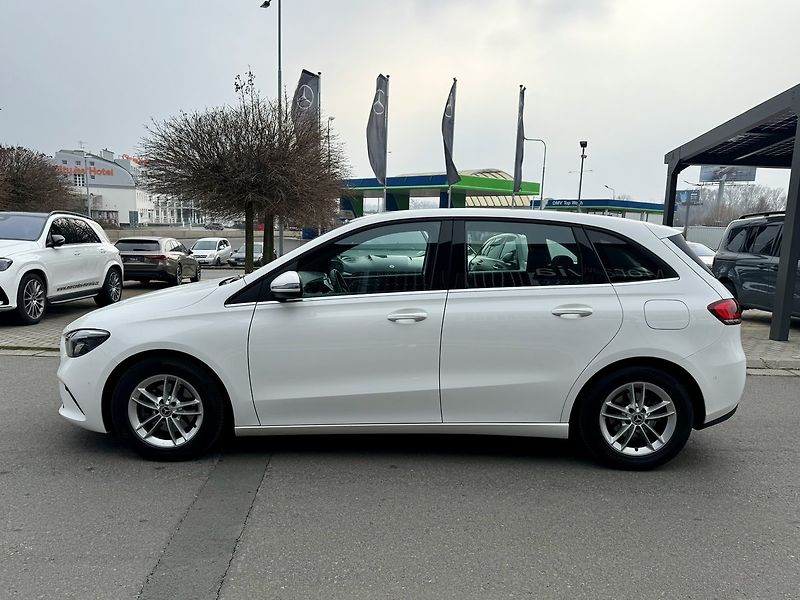 Mercedes-Benz Třídy B (2020) 180 d - fotka 8 z 36