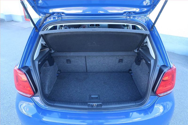Volkswagen Polo (2010) 1.2 TSI, Serv.kniha, Navi - fotka 13 z 16