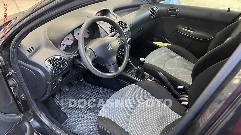Peugeot 206 (2004) 1.4HDi, X-Line, AC - fotka 3 z 3